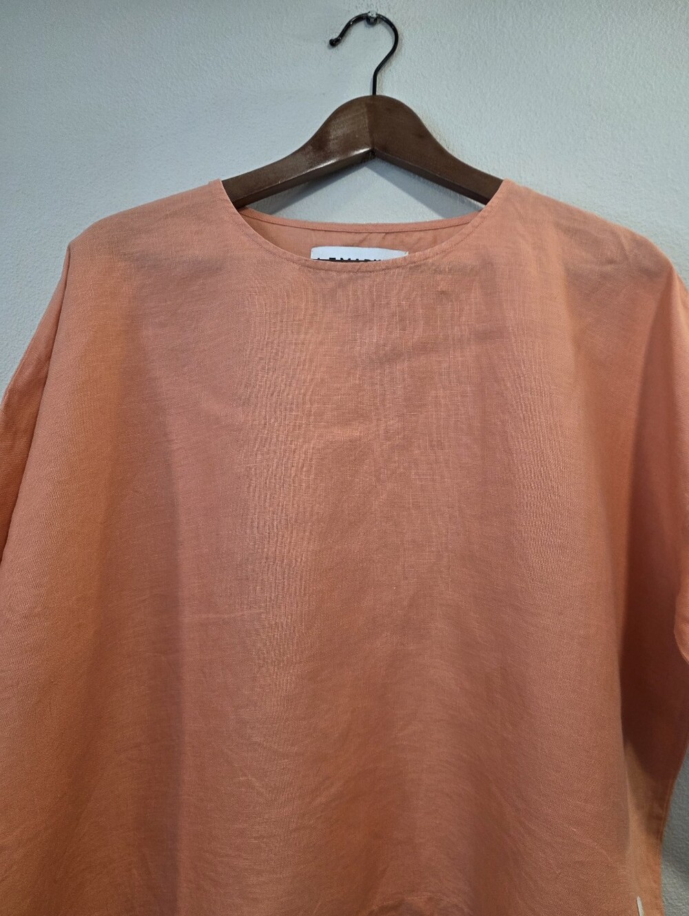 LF Markey Basic Linen Top in Coral - Picture 3 of 5